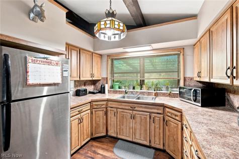 17500 E River Road Columbia Station OH 44028