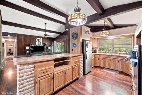 17500 E River Road Columbia Station OH 44028