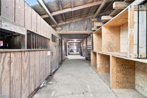17500 E River Road Columbia Station OH 44028