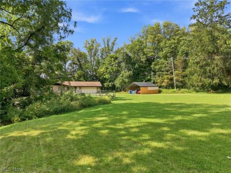 17500 E River Road Columbia Station OH 44028