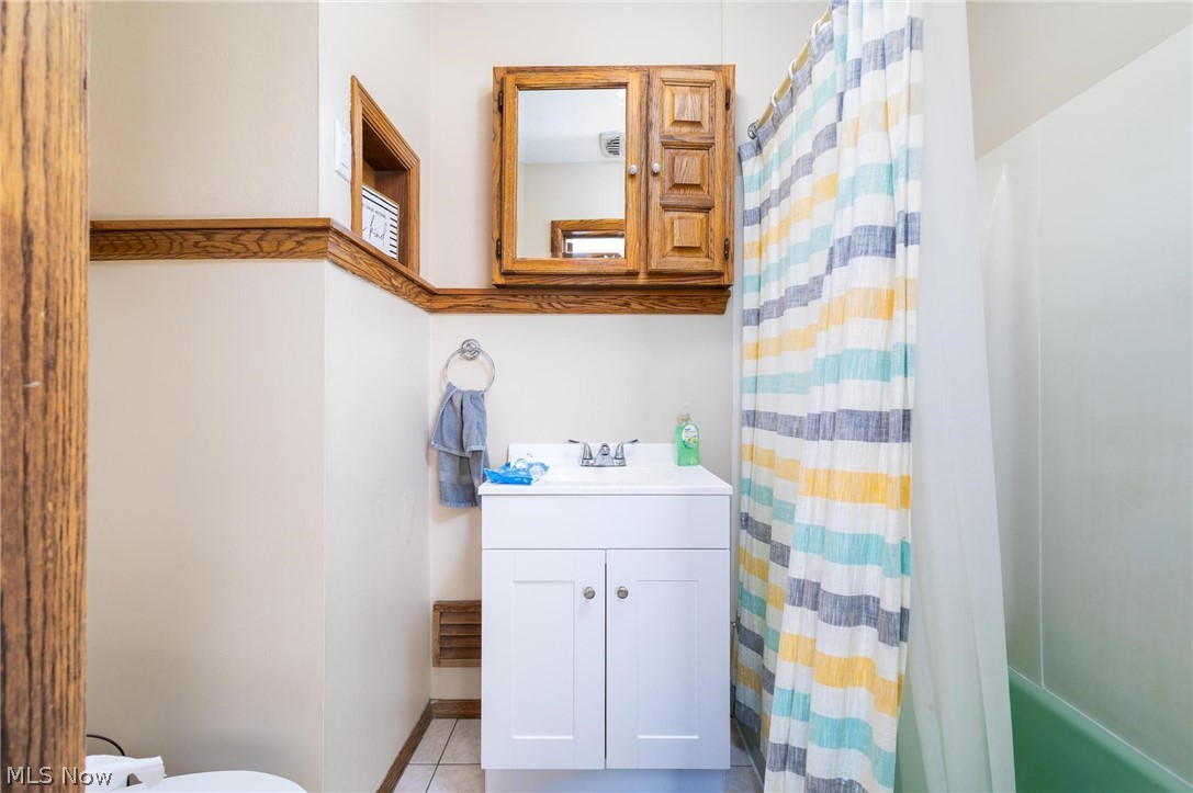 325 Garfield Avenue Steubenville OH 43952