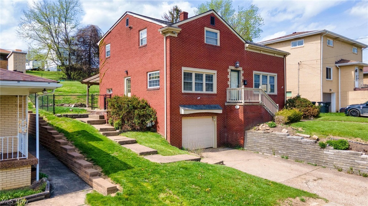 325 Garfield Avenue Steubenville OH 43952