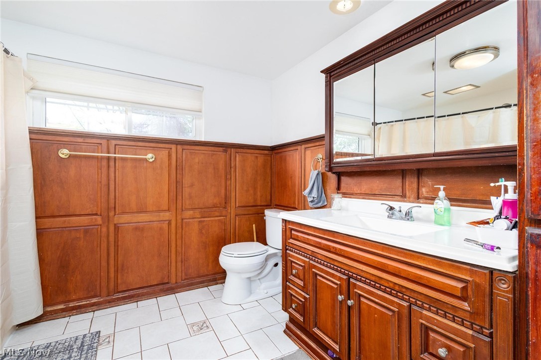 325 Garfield Avenue Steubenville OH 43952