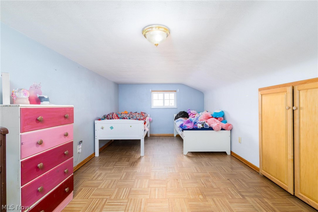 325 Garfield Avenue Steubenville OH 43952