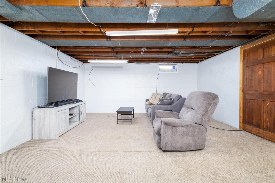 325 Garfield Avenue Steubenville OH 43952