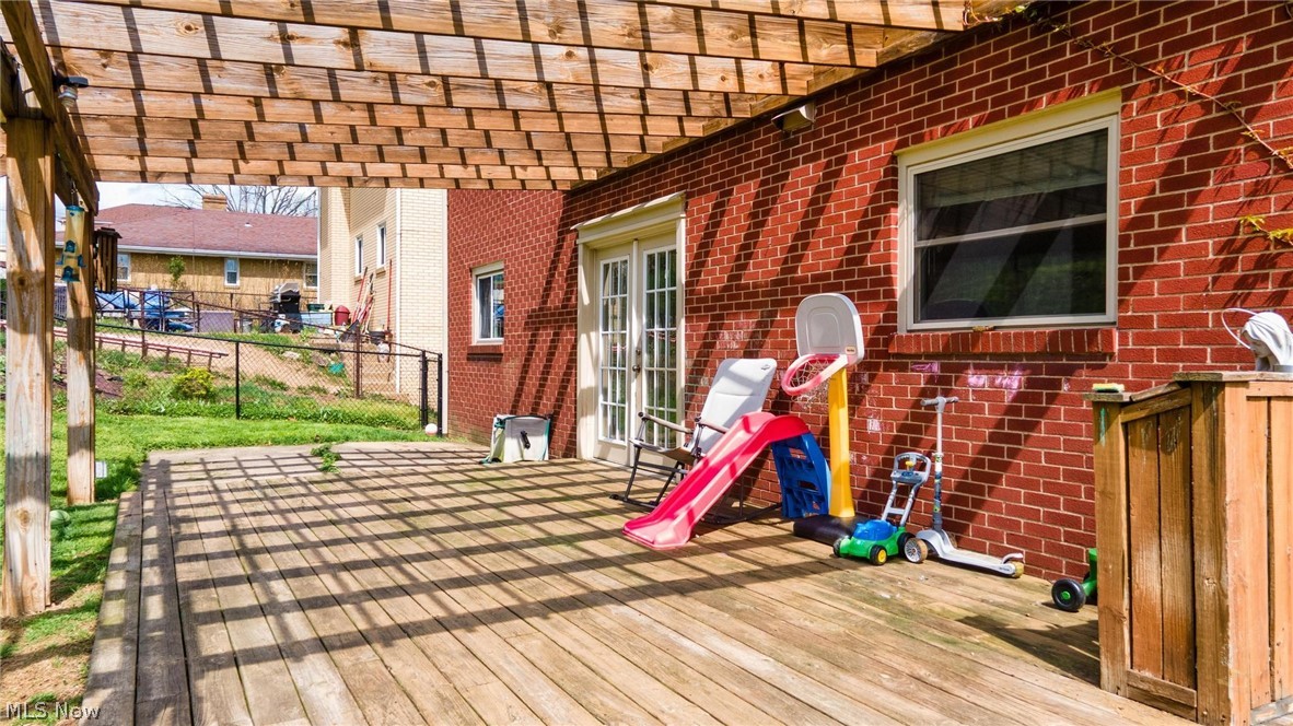 325 Garfield Avenue Steubenville OH 43952