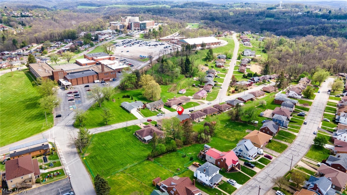325 Garfield Avenue Steubenville OH 43952
