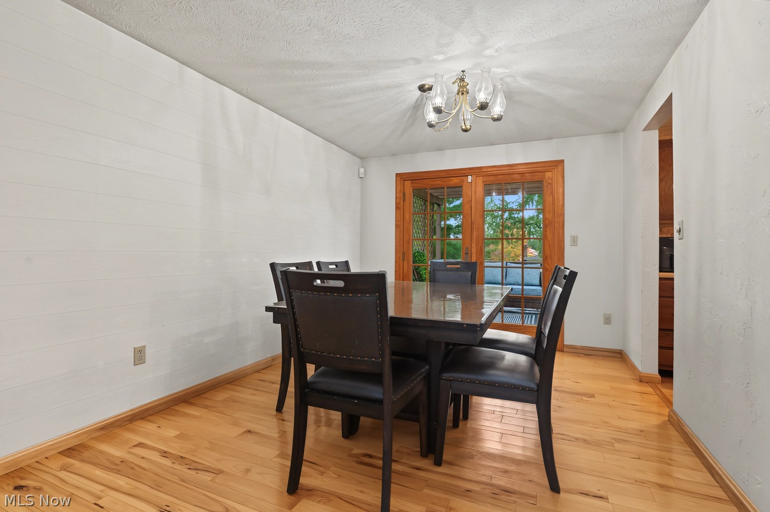 1068 Hampton Drive Macedonia OH 44056