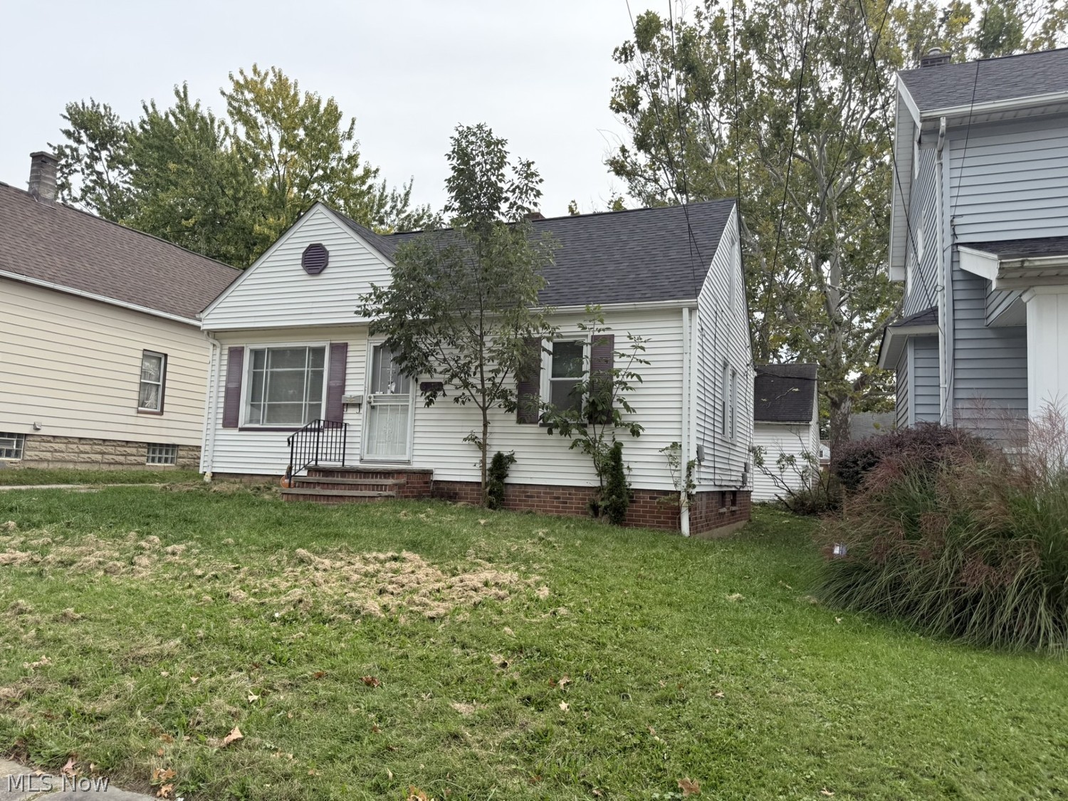 5173 Greenhurst Drive Maple Heights OH 44137
