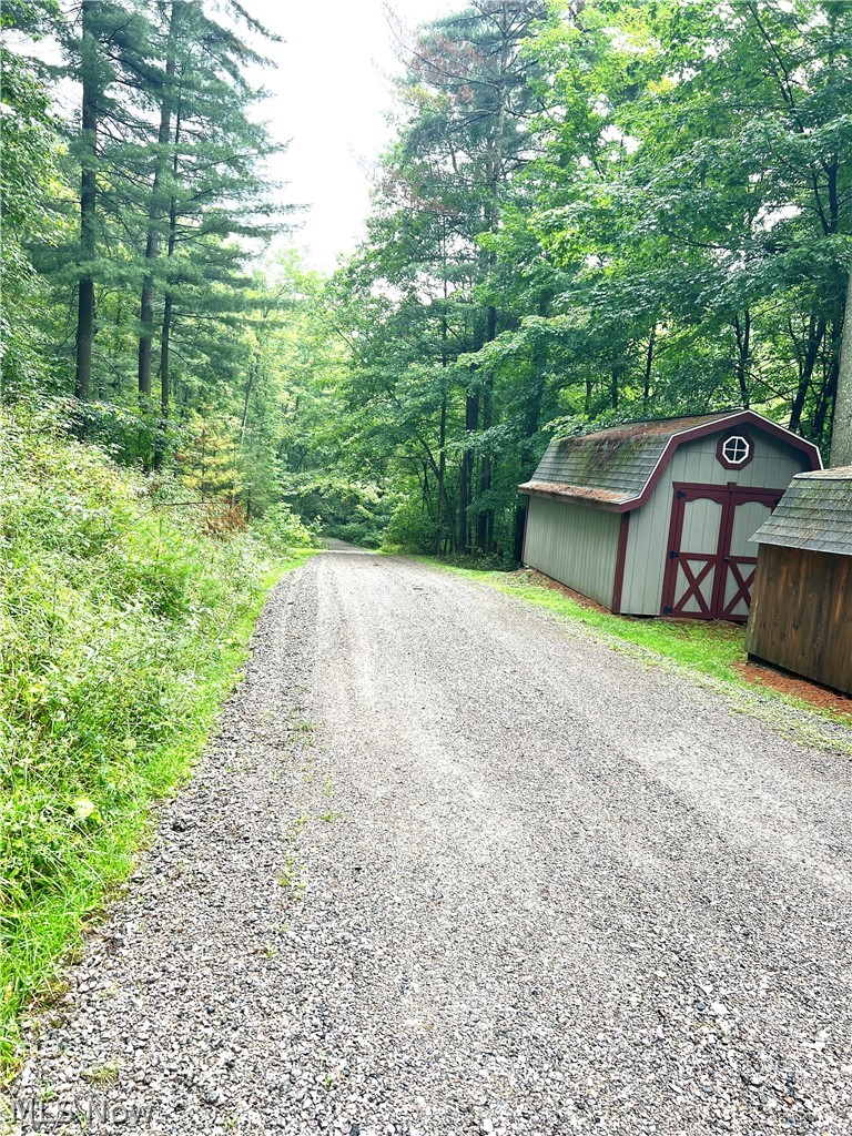 17463 State Route 164 Salineville OH 43945