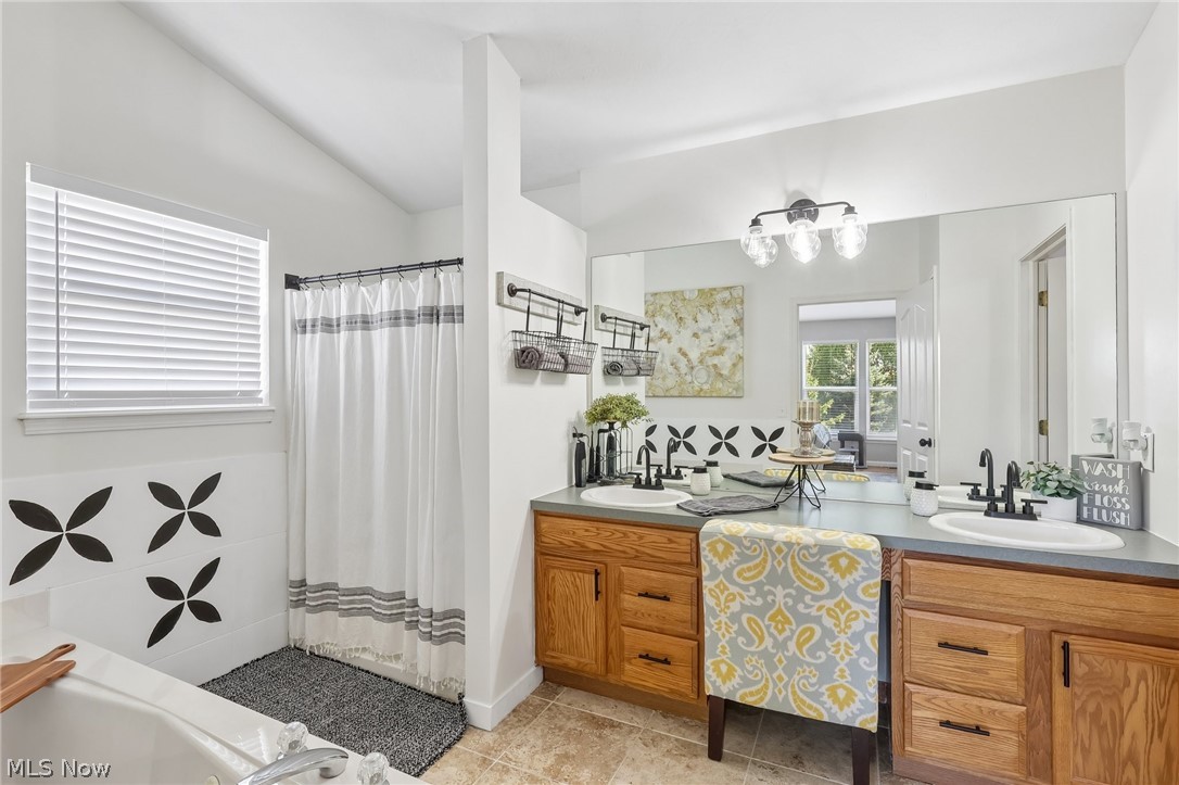 3990 Haverford Place Avon OH 44011