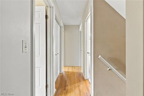 7709 Green Valley Drive Parma OH 44134