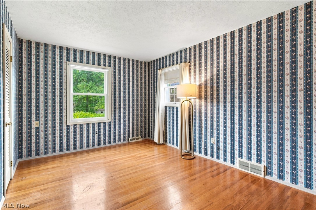 7709 Green Valley Drive Parma OH 44134