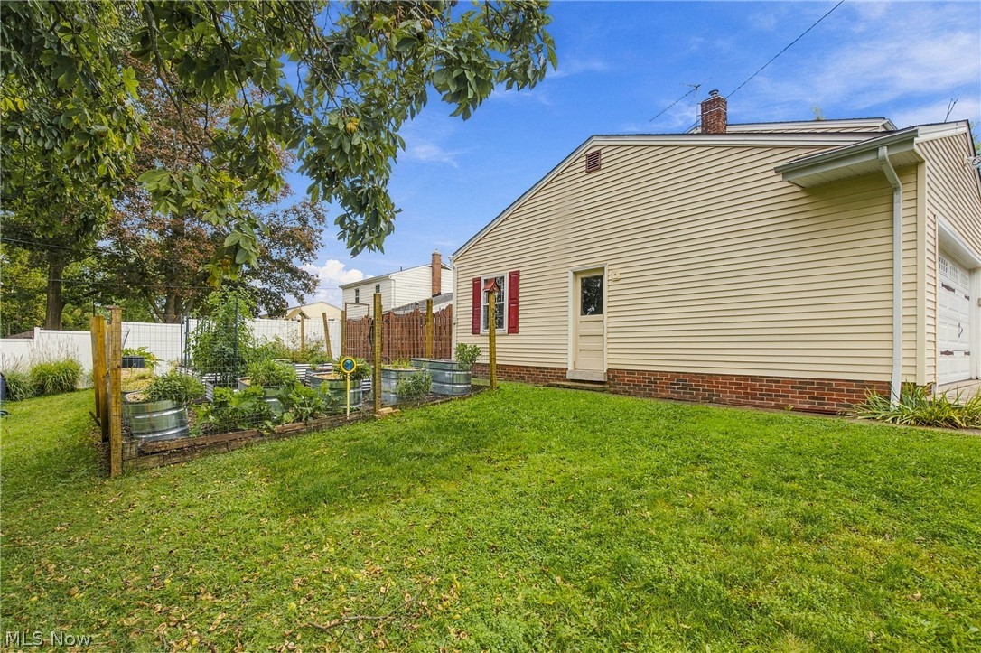 7709 Green Valley Drive Parma OH 44134