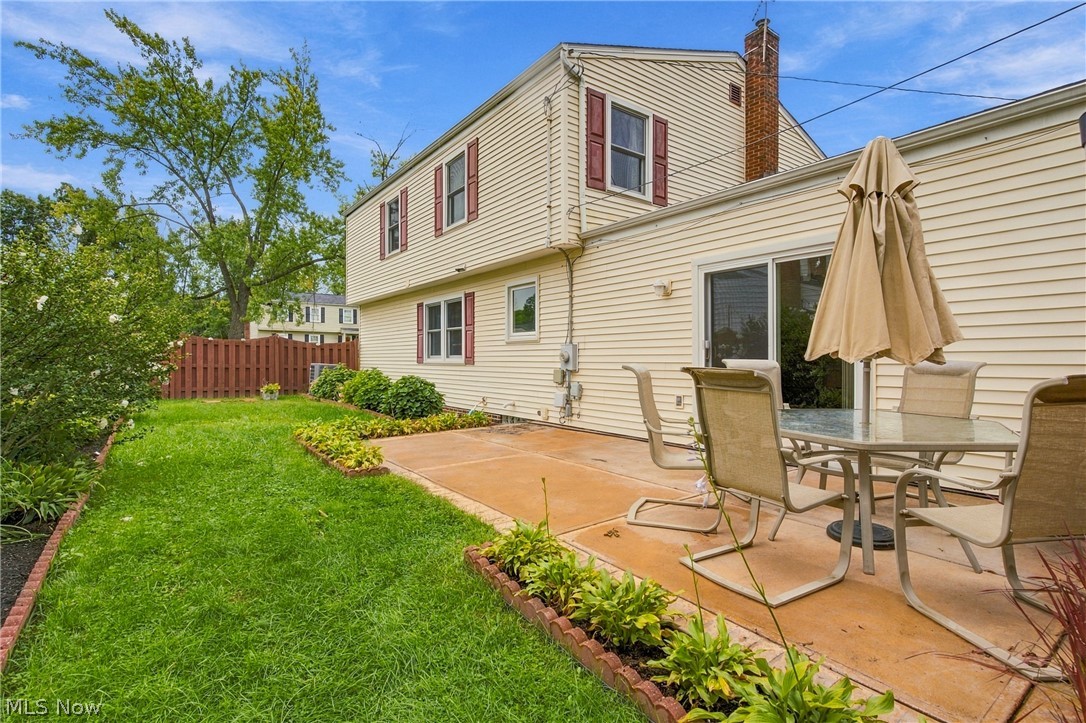 7709 Green Valley Drive Parma OH 44134