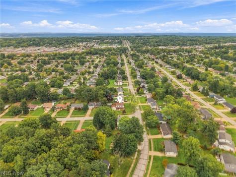 7709 Green Valley Drive Parma OH 44134