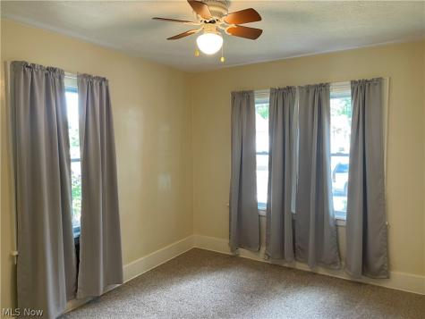 628 Garry Road Akron OH 44305