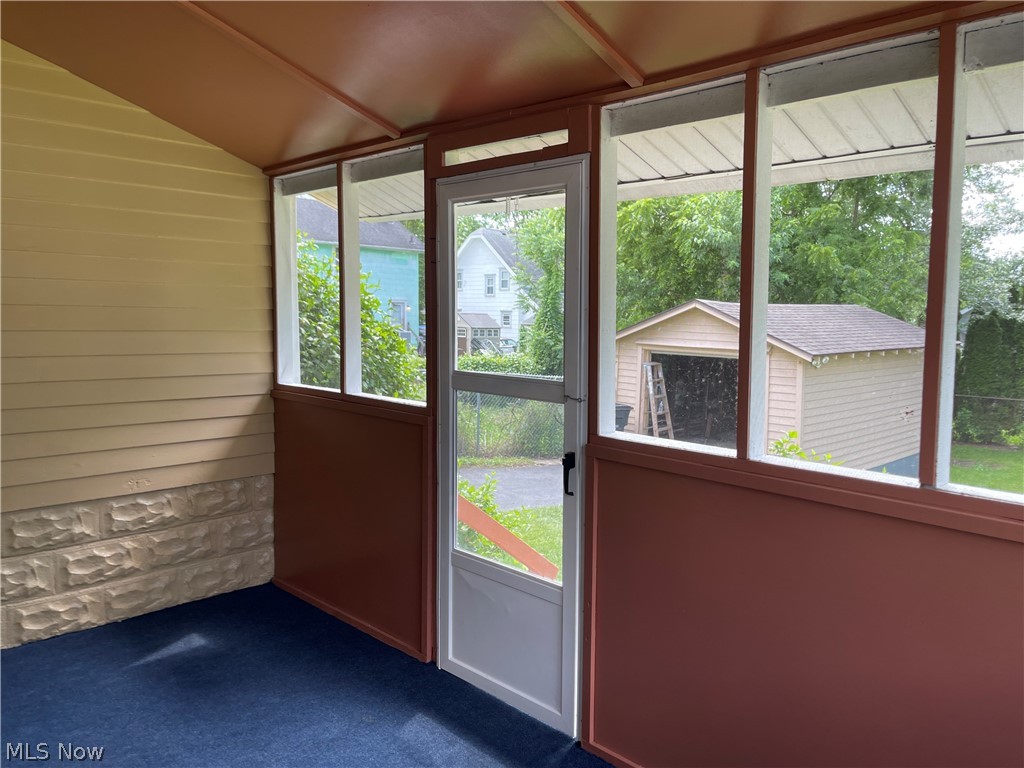 628 Garry Road Akron OH 44305
