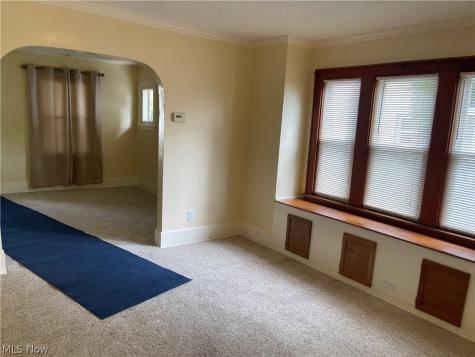628 Garry Road Akron OH 44305