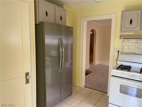 628 Garry Road Akron OH 44305