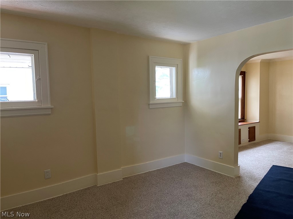 628 Garry Road Akron OH 44305
