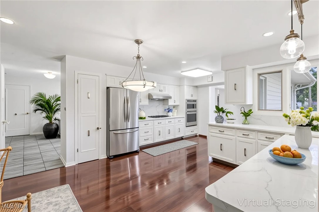 1922 Winchester Road Lyndhurst OH 44124