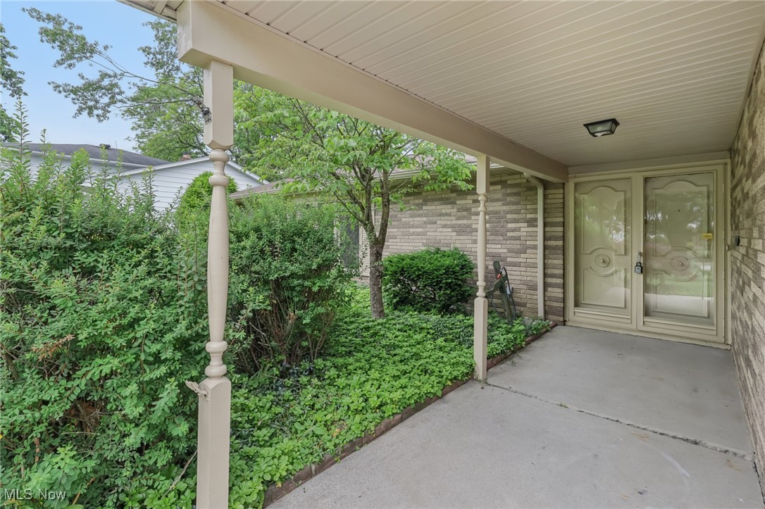 1922 Winchester Road Lyndhurst OH 44124