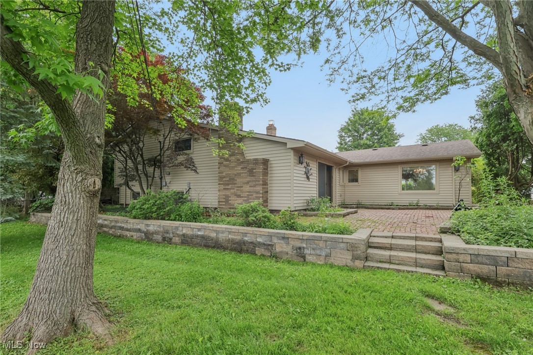 1922 Winchester Road Lyndhurst OH 44124