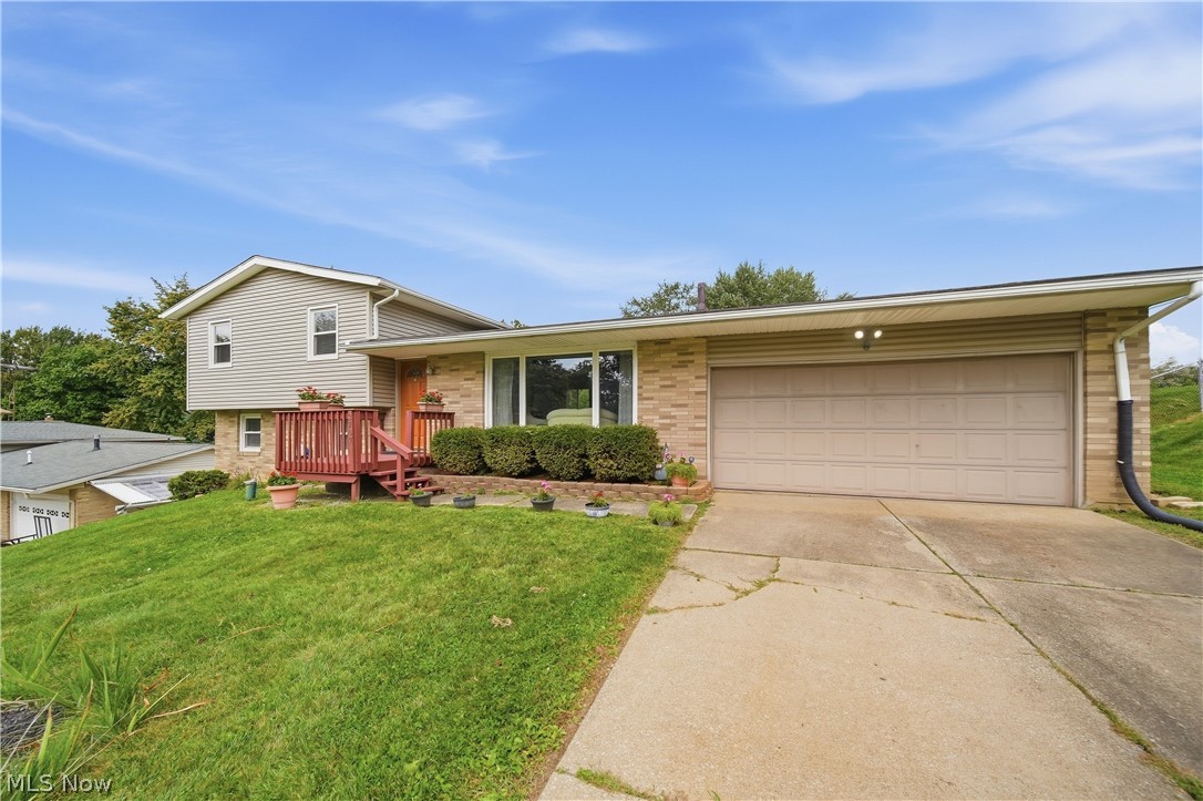 3707 Dauphin Drive NE Canton OH 44721