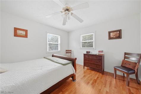 3707 Dauphin Drive NE Canton OH 44721
