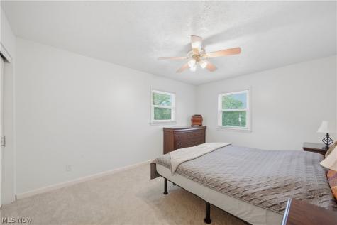 3707 Dauphin Drive NE Canton OH 44721