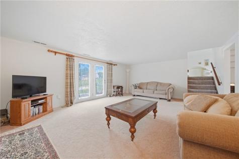 3707 Dauphin Drive NE Canton OH 44721