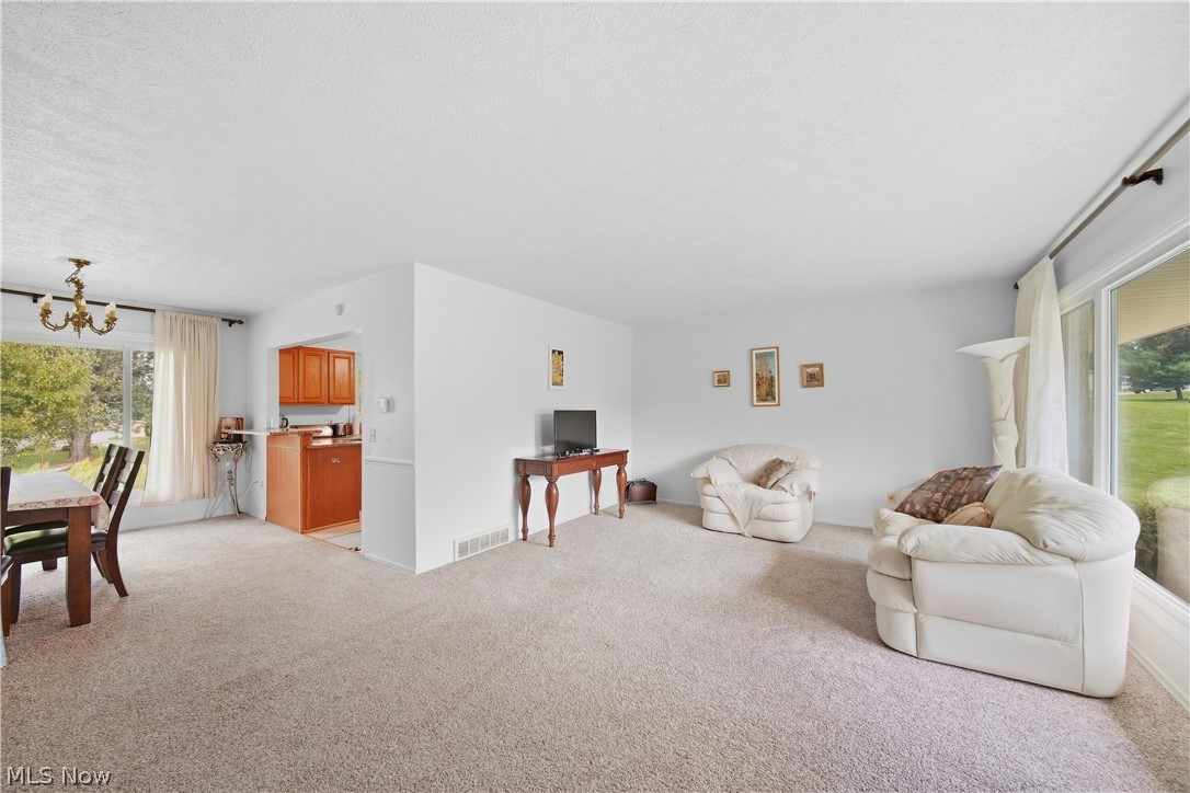 3707 Dauphin Drive NE Canton OH 44721