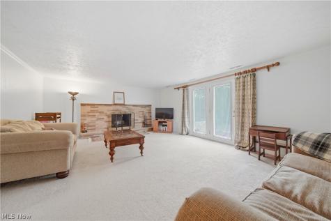 3707 Dauphin Drive NE Canton OH 44721