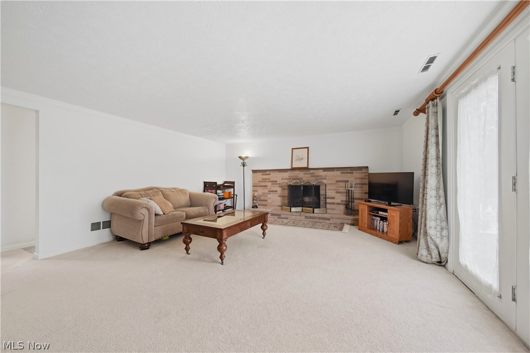 3707 Dauphin Drive NE Canton OH 44721