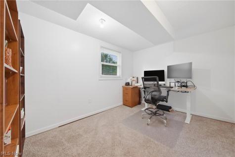 3707 Dauphin Drive NE Canton OH 44721