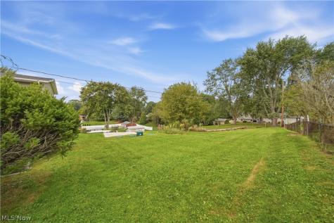 3707 Dauphin Drive NE Canton OH 44721