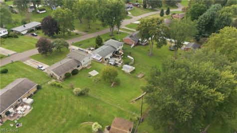 3707 Dauphin Drive NE Canton OH 44721