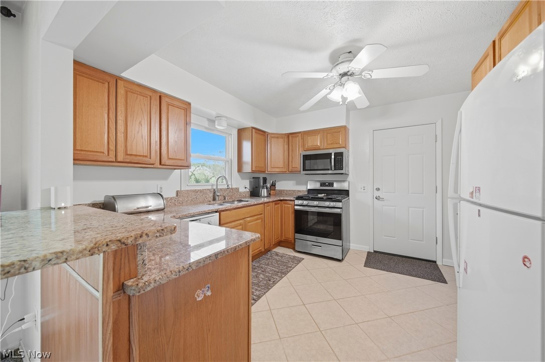 3707 Dauphin Drive NE Canton OH 44721