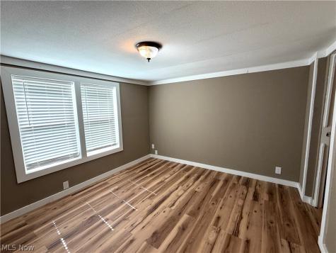 806 S Grant Boulevard Minerva OH 44657