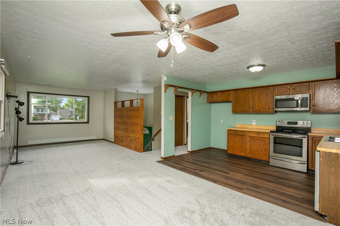 1425 Galaxy Drive Mogadore OH 44260