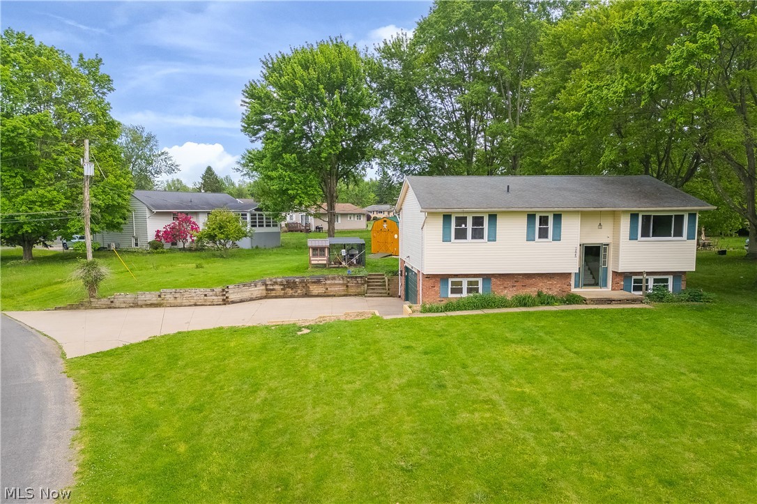 1425 Galaxy Drive Mogadore OH 44260
