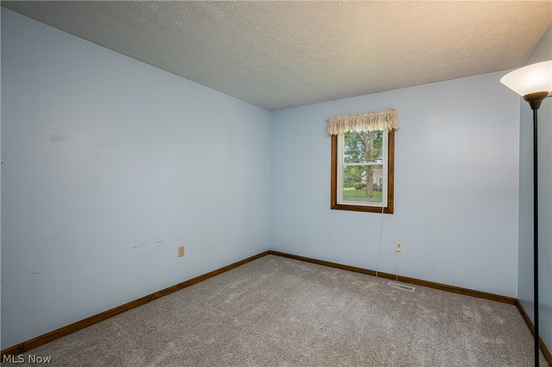 1425 Galaxy Drive Mogadore OH 44260