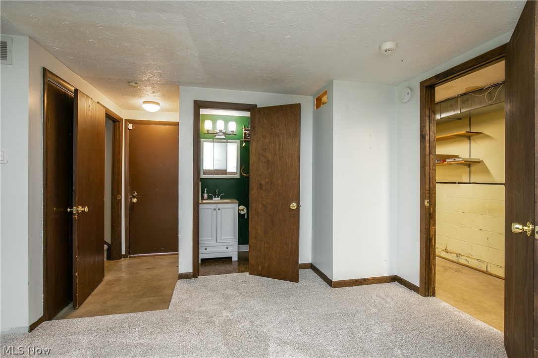 1425 Galaxy Drive Mogadore OH 44260