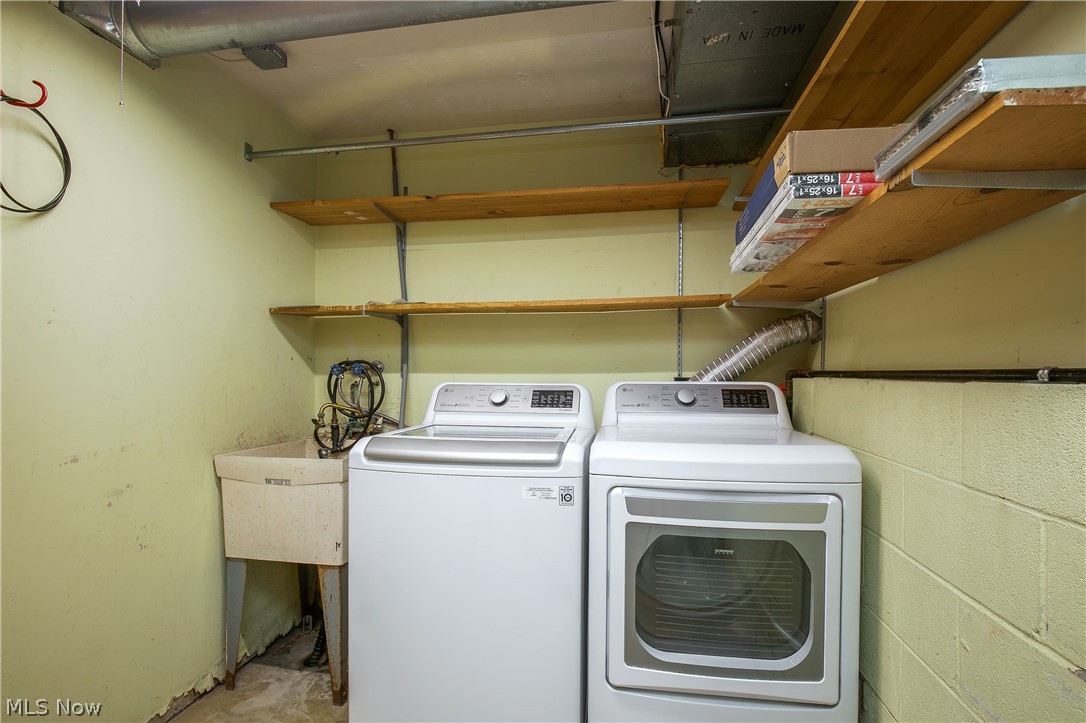 1425 Galaxy Drive Mogadore OH 44260