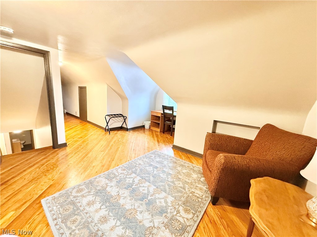1960 Majestic Circle Steubenville OH 43952