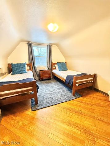 1960 Majestic Circle Steubenville OH 43952