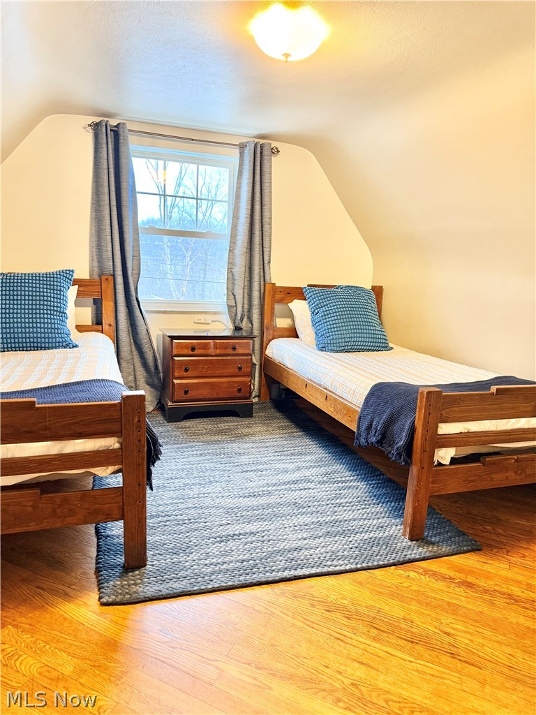 1960 Majestic Circle Steubenville OH 43952