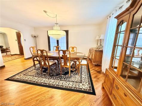 1960 Majestic Circle Steubenville OH 43952
