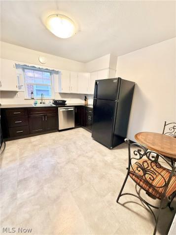 1960 Majestic Circle Steubenville OH 43952